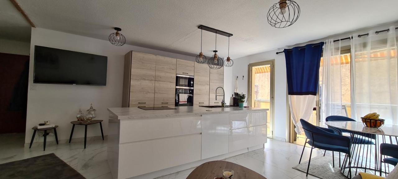 En Exclusivite T3 A 2 Pas Des Plages De St Raphael Saint-Raphaël Exteriér fotografie
